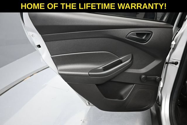 Used 2018 Ford Focus S FWD image 33