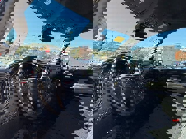 New 2025 GMC Sierra 2500 Pro w/ Convenience Package image 19