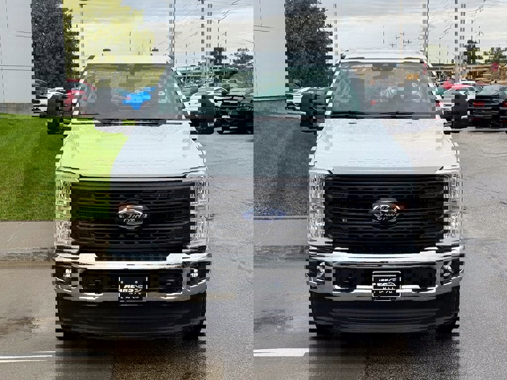 New 2026 Ford F250 XL w/ XL Chrome Package image 7
