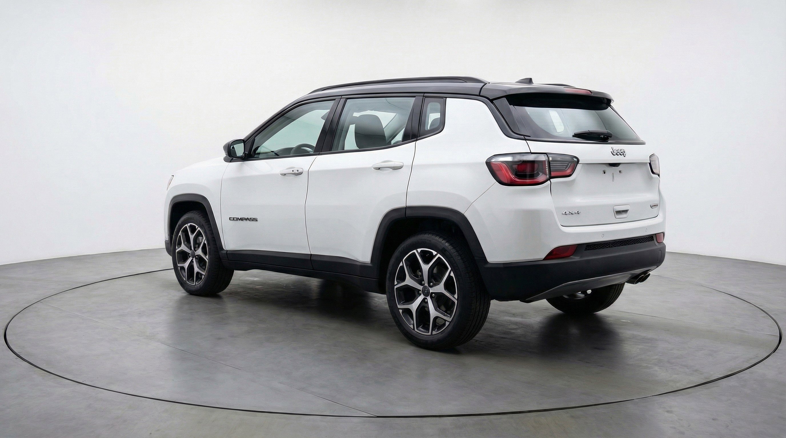Used 2025 Jeep Compass Limited AWD/4WD image 6