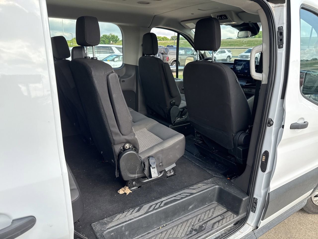 Used 2023 Ford Transit 350 XLT RWD image 12