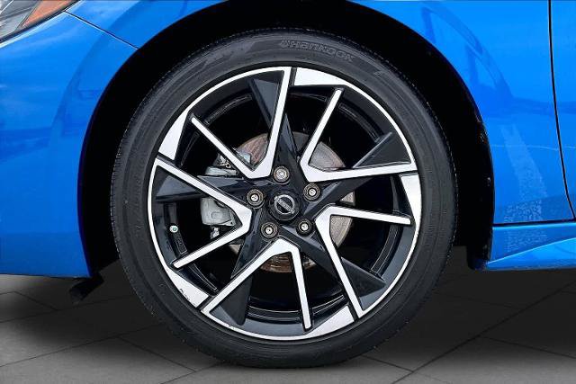 Certified 2025 Nissan Sentra SR FWD image 11