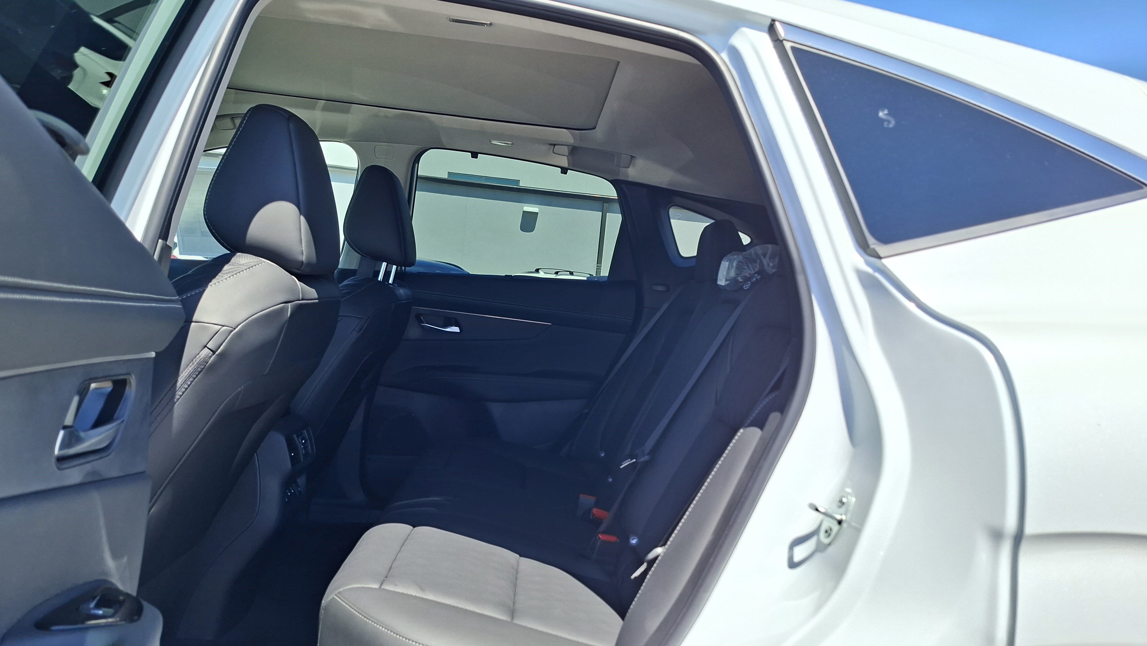 New 2026 Nissan Murano Platinum AWD/4WD image 15