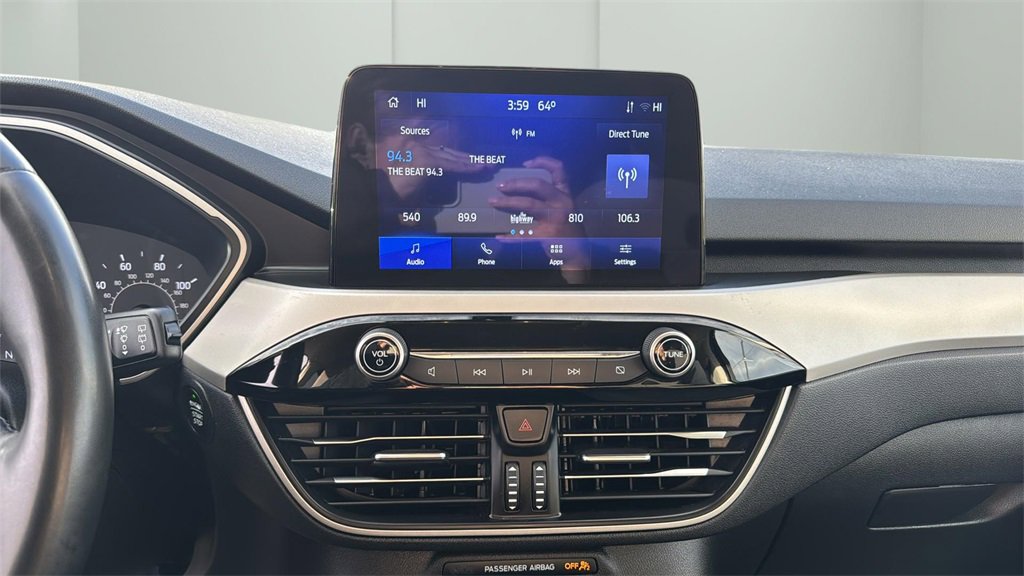 Used 2022 Ford Escape SE w/ SE Sport Appearance Package image 16