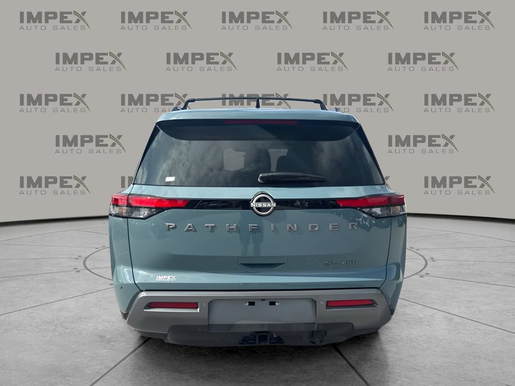 Used 2026 Nissan Pathfinder SL w/ SL Premium Package AWD/4WD image 4