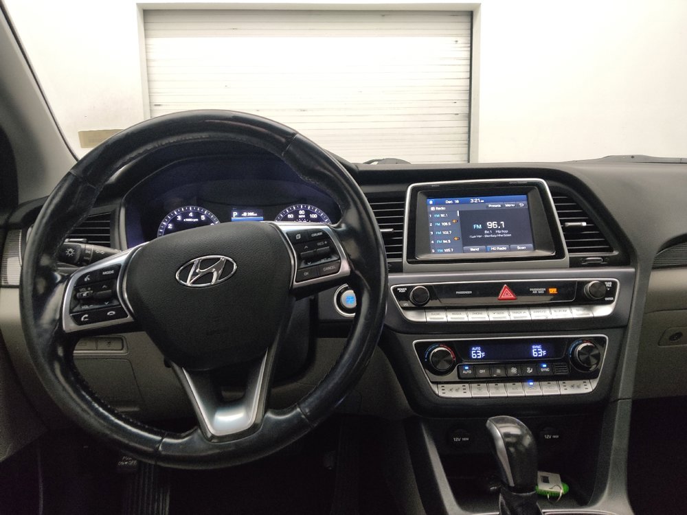 Used 2018 Hyundai Sonata Limited image 22