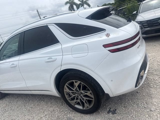Used 2023 Genesis GV70 2.5T w/ Advanced Package AWD/4WD image 9
