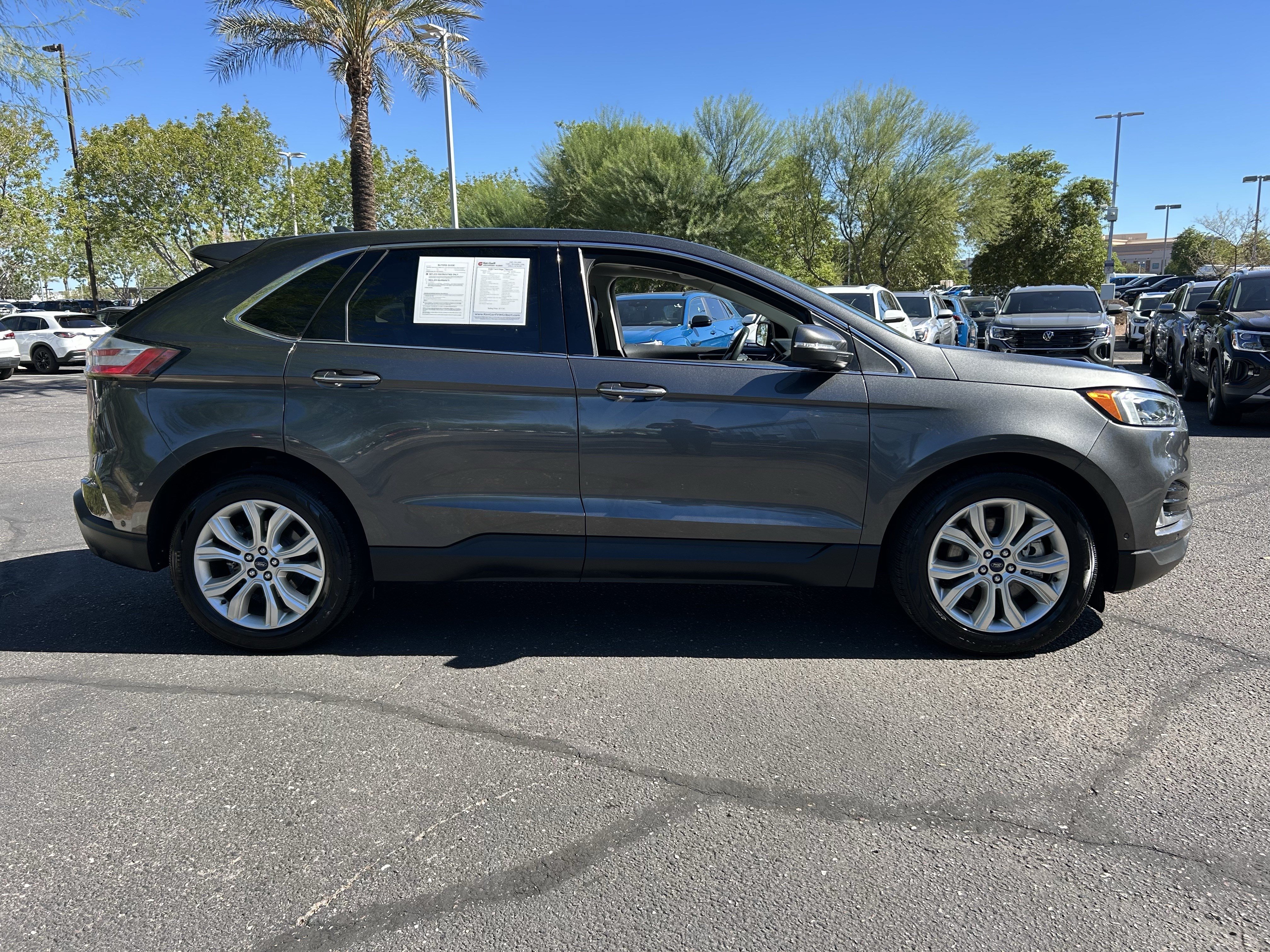 Used 2020 Ford Edge Titanium w/ Equipment Group 301A AWD/4WD image 5