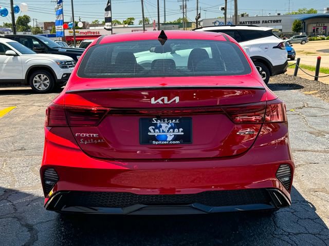 Certified 2024 Kia Forte GT-Line image 7