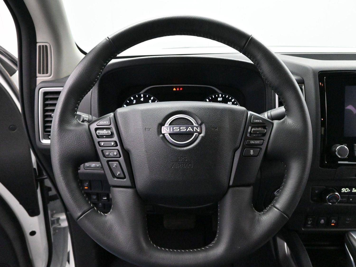 Used 2024 Nissan Frontier SV w/ Hardbody Edition image 13