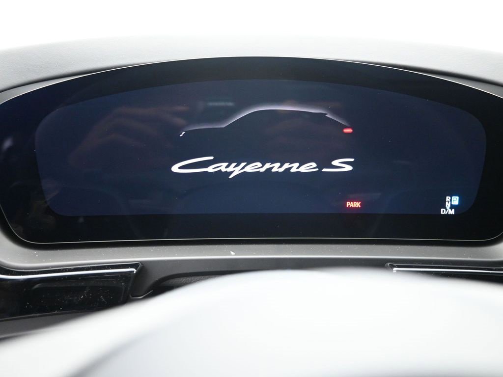 New 2025 Porsche Cayenne S image 28