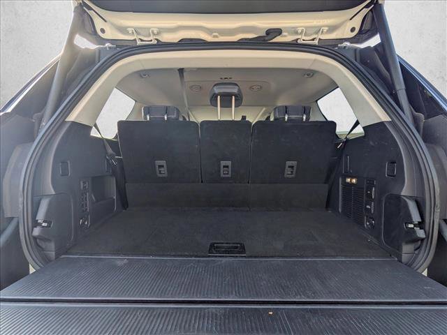 Used 2025 Ford Expedition Platinum AWD/4WD image 7