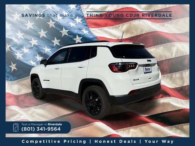 New 2025 Jeep Compass Latitude w/ Sun & Sound Group image 10