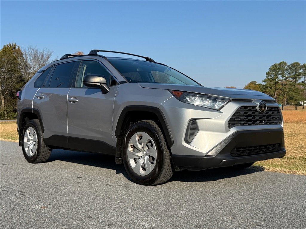 Used 2019 Toyota RAV4 LE w/ All Weather Liner Package image 17