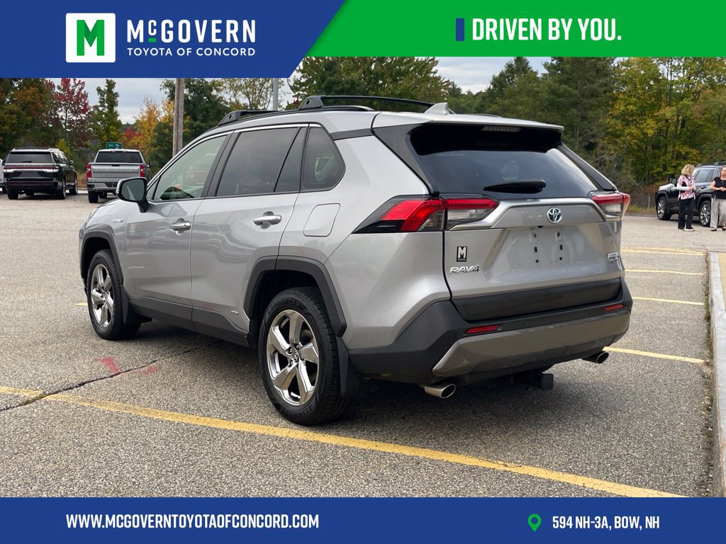 Used 2020 Toyota RAV4 Limited AWD/4WD image 3