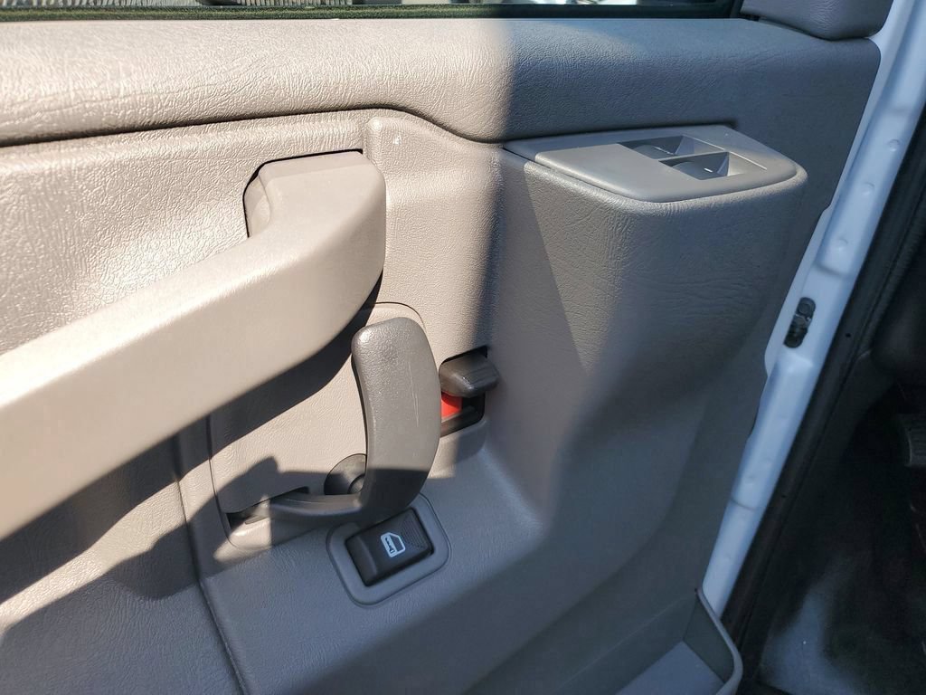 New 2025 Chevrolet Express 3500 w/ Power Convenience Package RWD image 25