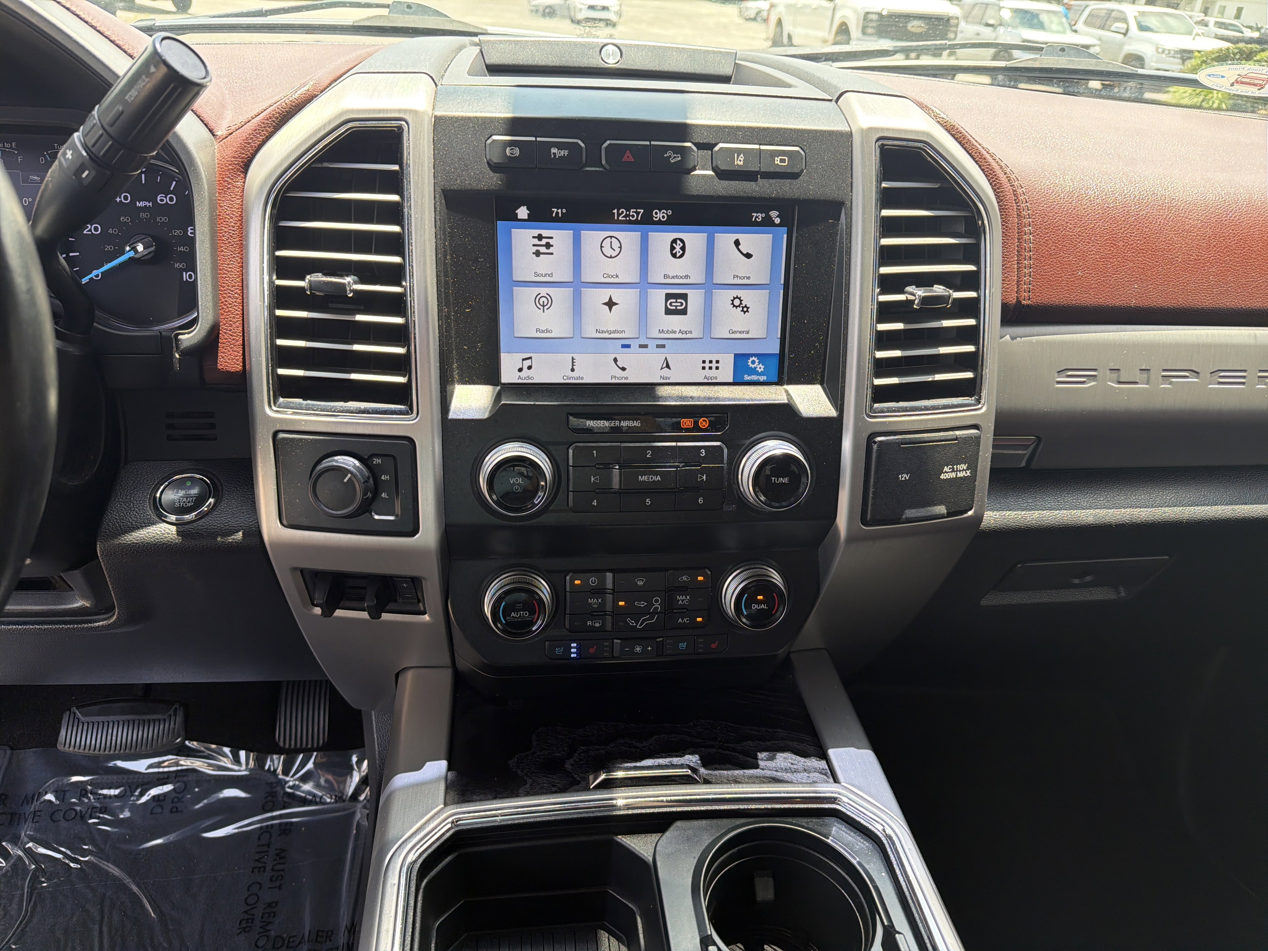 Used 2019 Ford F450 Platinum w/ Platinum Ultimate Package AWD/4WD image 14