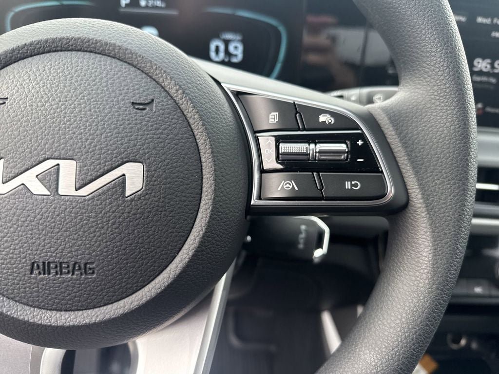 New 2026 Kia Seltos LX image 16