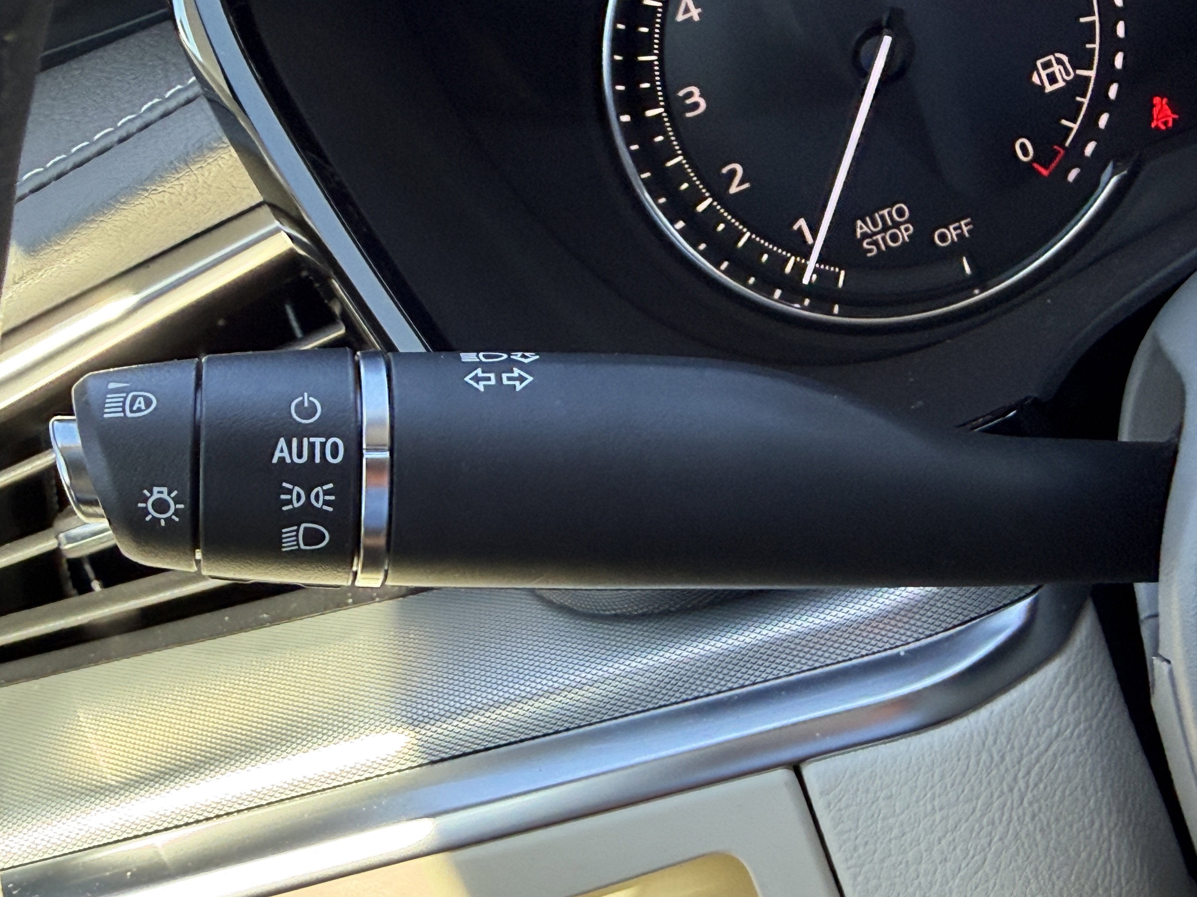 Certified 2022 Cadillac XT5 Premium Luxury image 27