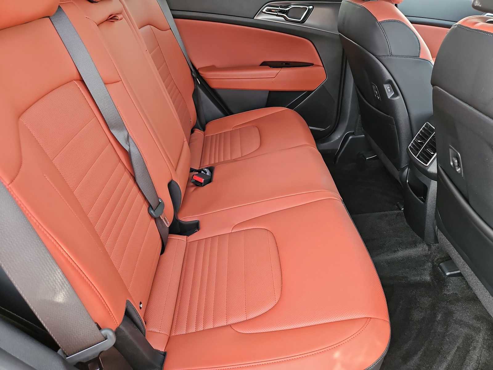 Used 2024 Kia Sportage SX Prestige image 21