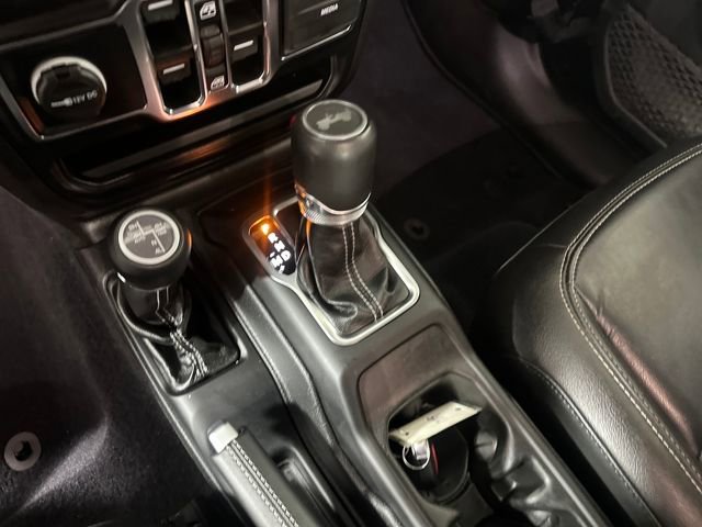 Used 2022 Jeep Wrangler Unlimited Sahara w/ Cold Weather Group image 20