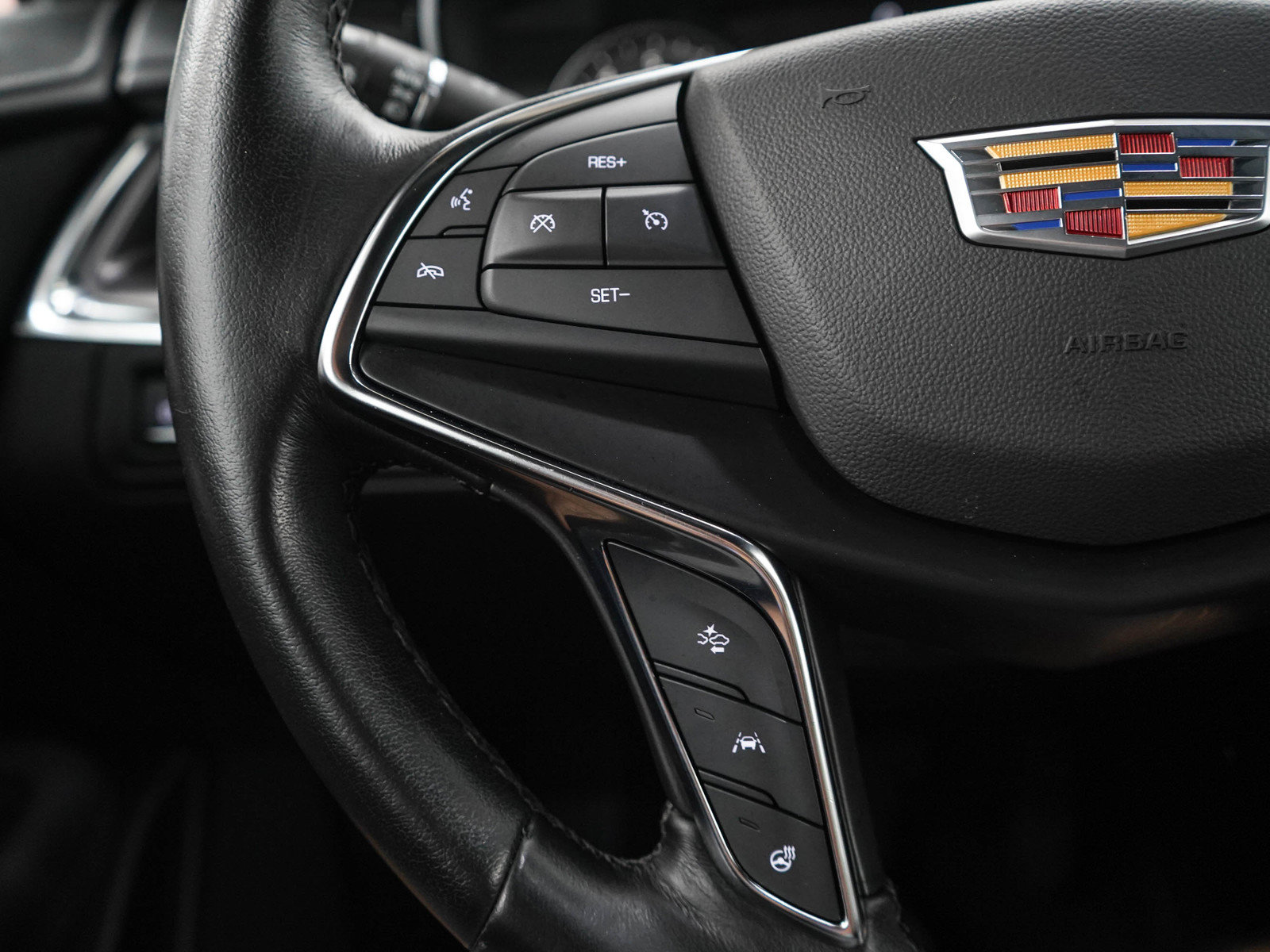 Used 2022 Cadillac XT5 Luxury AWD/4WD image 25