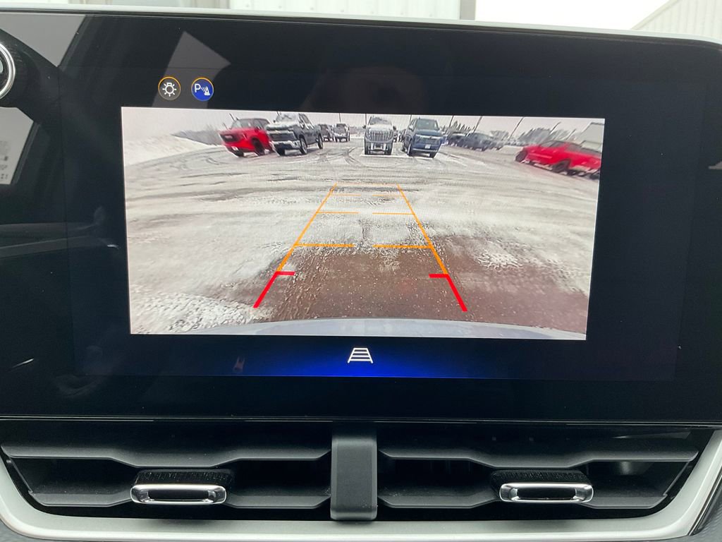 Used 2025 Chevrolet Equinox LT image 13