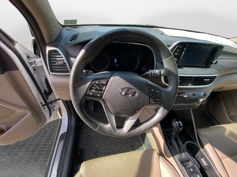 Used 2020 Hyundai Tucson Limited w/ Winter Weather Package AWD/4WD image 13