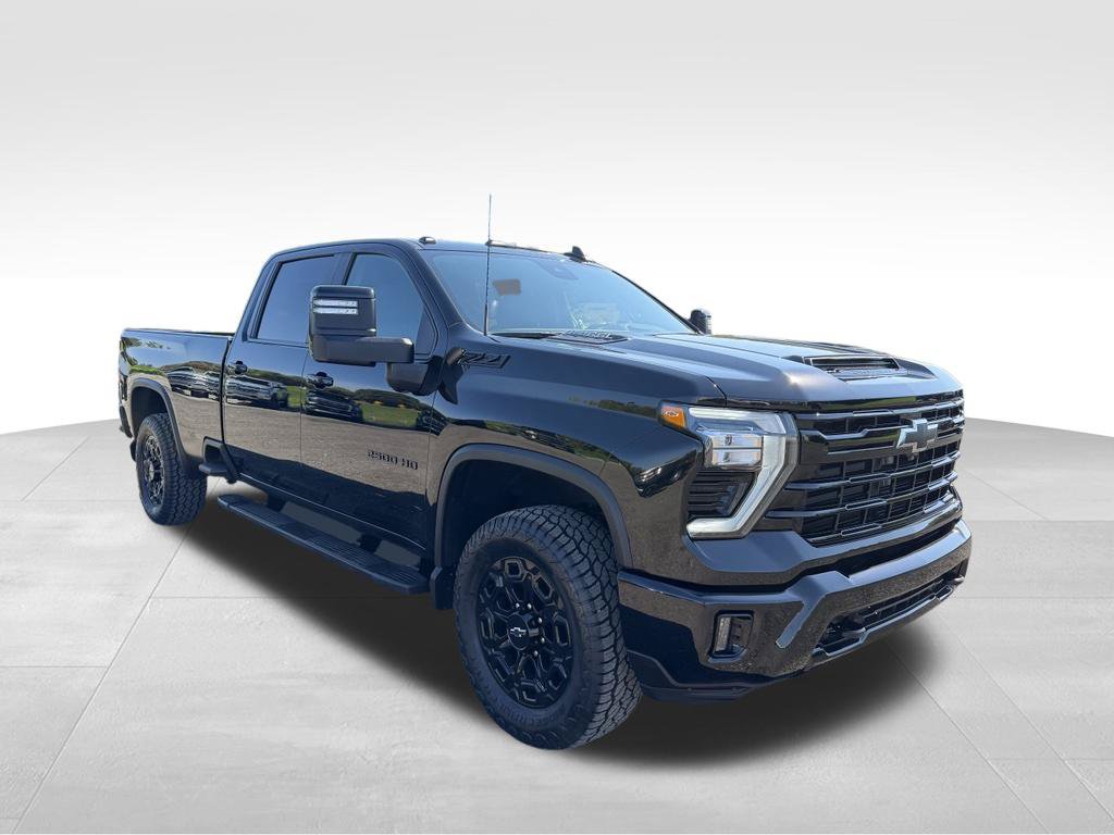 Used 2024 Chevrolet Silverado 2500 LT w/ Midnight Edition AWD/4WD image 27