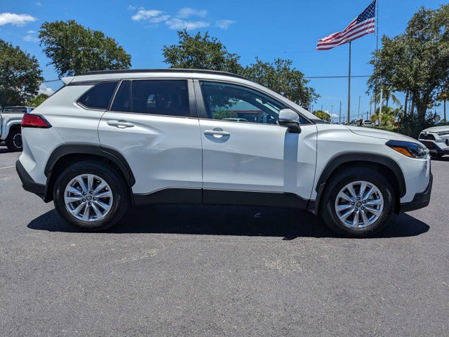 New 2024 Toyota Corolla Cross LE image 3