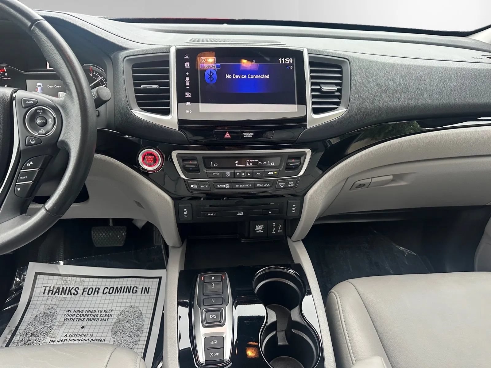 Used 2018 Honda Pilot Touring image 33