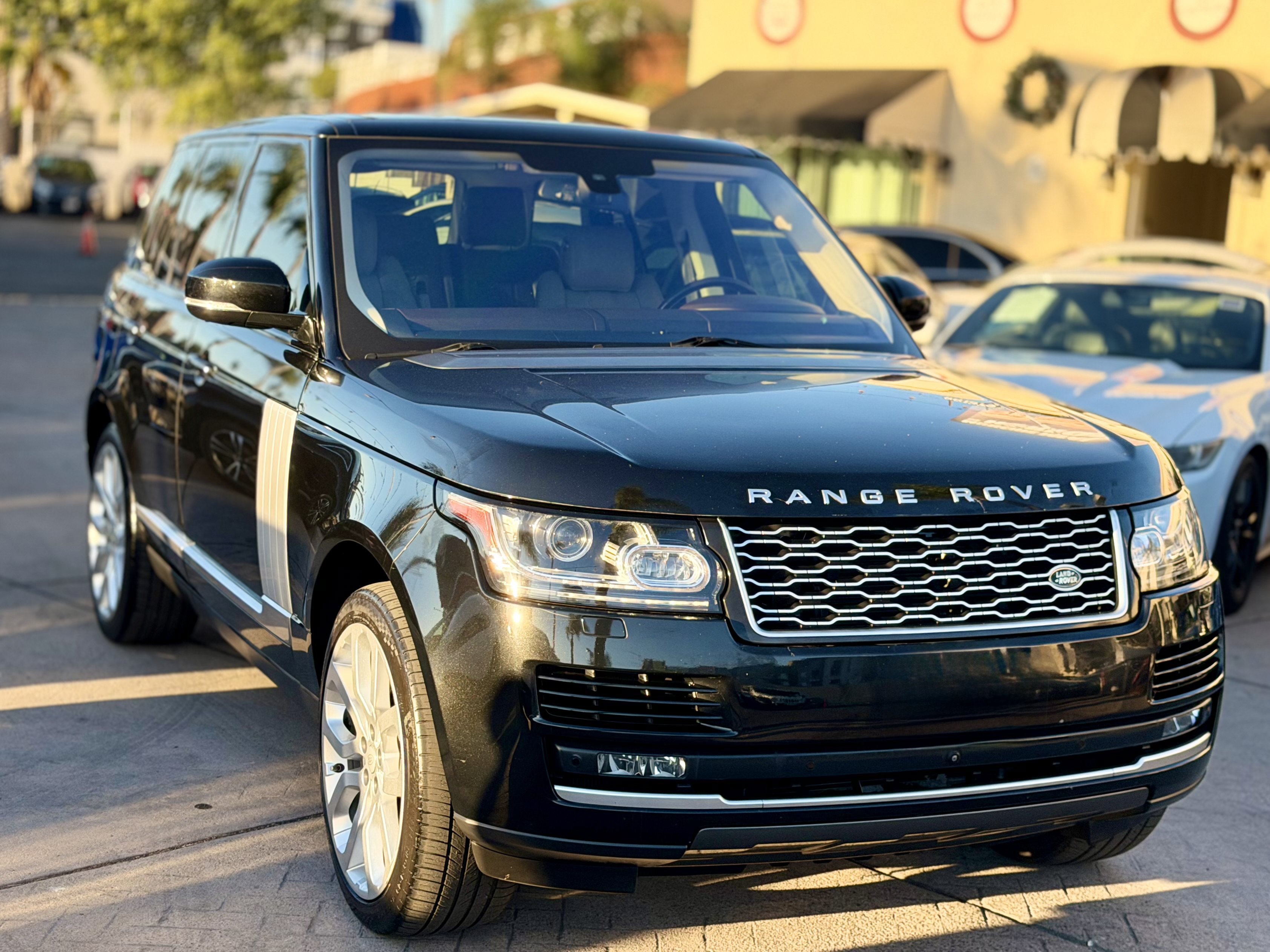 Used 2016 Land Rover Range Rover Supercharged AWD/4WD image 5