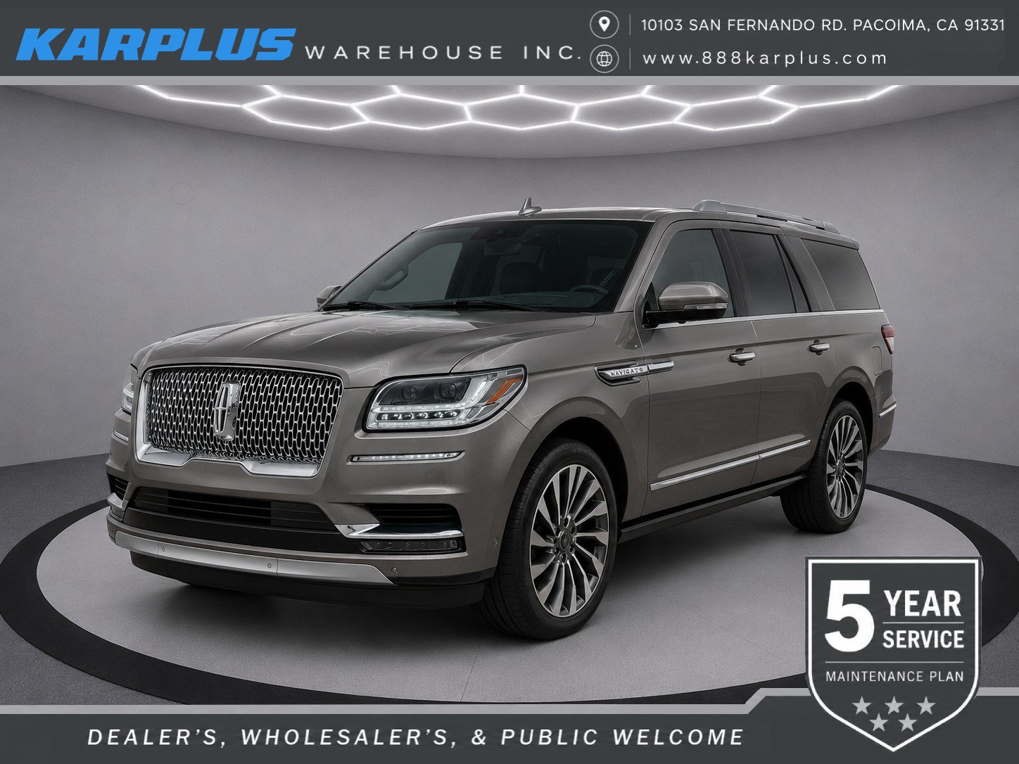 Used 2019 Lincoln Navigator Select w/ Cargo Package RWD image 1