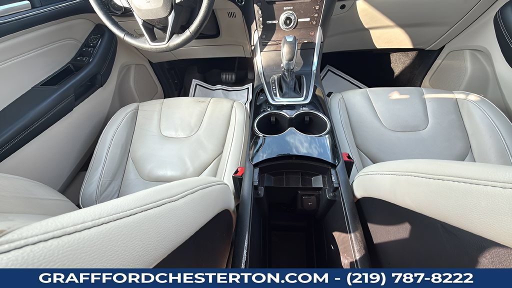 Used 2017 Ford Edge Titanium FWD image 43