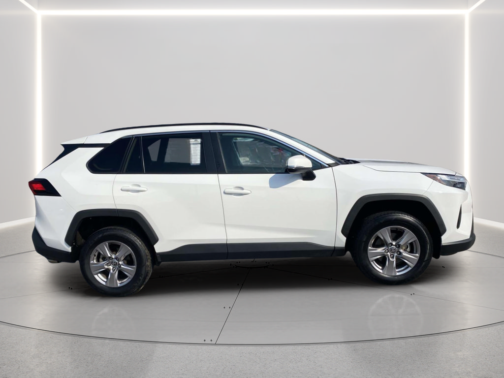 Used 2023 Toyota RAV4 XLE w/ Convenience Package FWD image 5