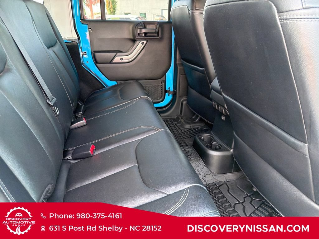Used 2018 Jeep Wrangler Unlimited Sahara AWD/4WD image 34