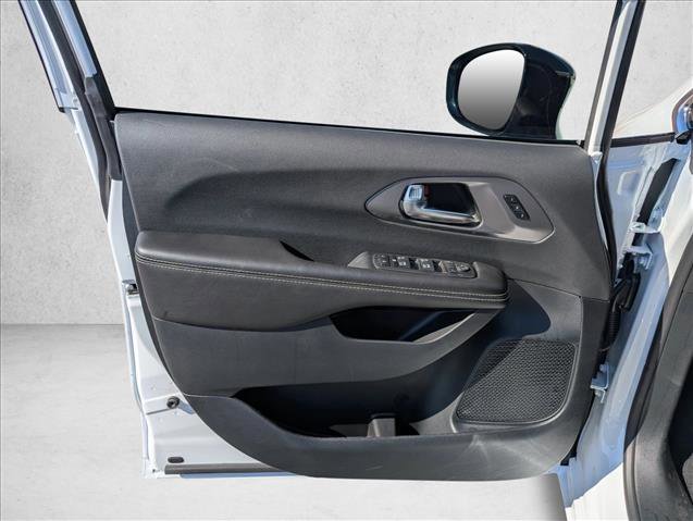 New 2026 Chrysler Pacifica Select image 22