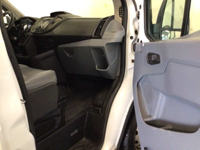 Used 2019 Ford Transit 150 XL RWD image 8