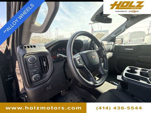 Certified 2023 Chevrolet Silverado 1500 Custom w/ LPO, Dark Essentials Package image 11