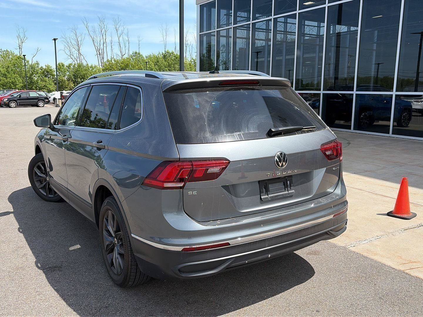 Used 2023 Volkswagen Tiguan SE AWD/4WD image 92
