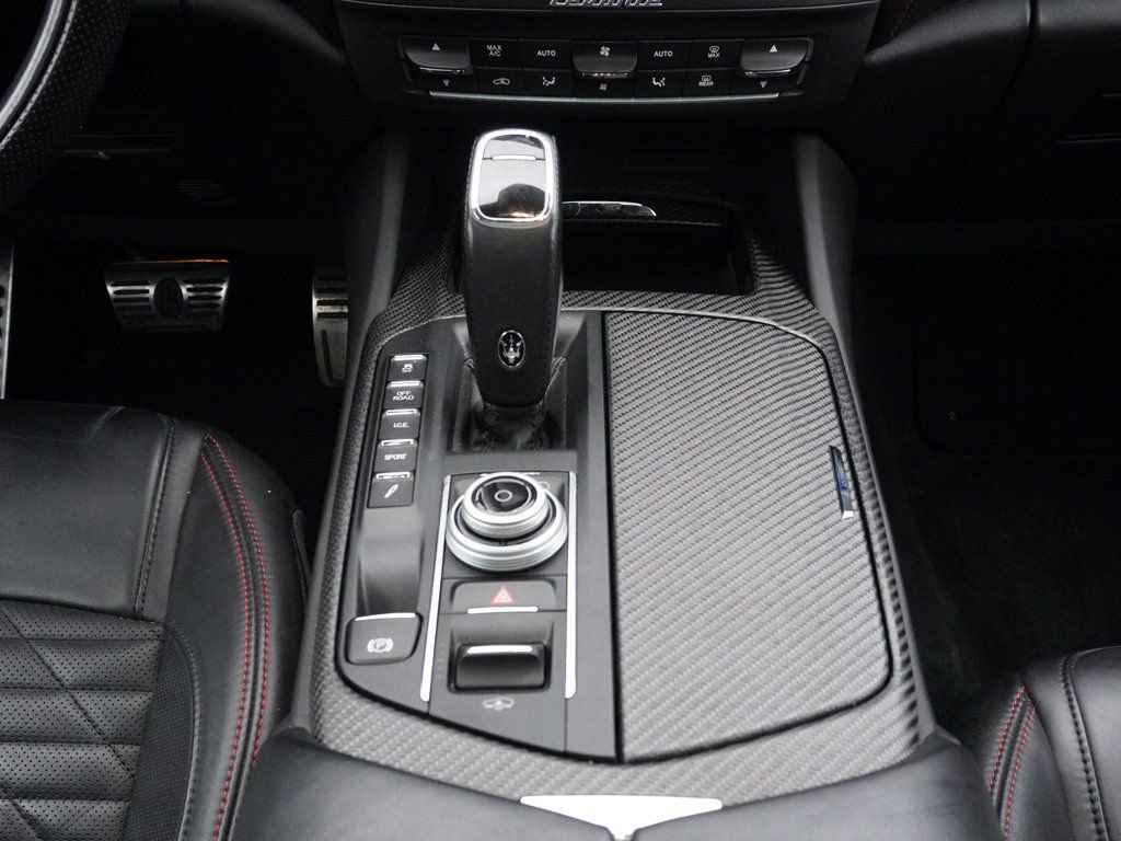 Used 2019 Maserati Levante S GranSport image 48