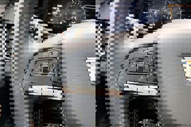 Used 2023 Cadillac CT5 V w/ LPO, ONYX Package image 18