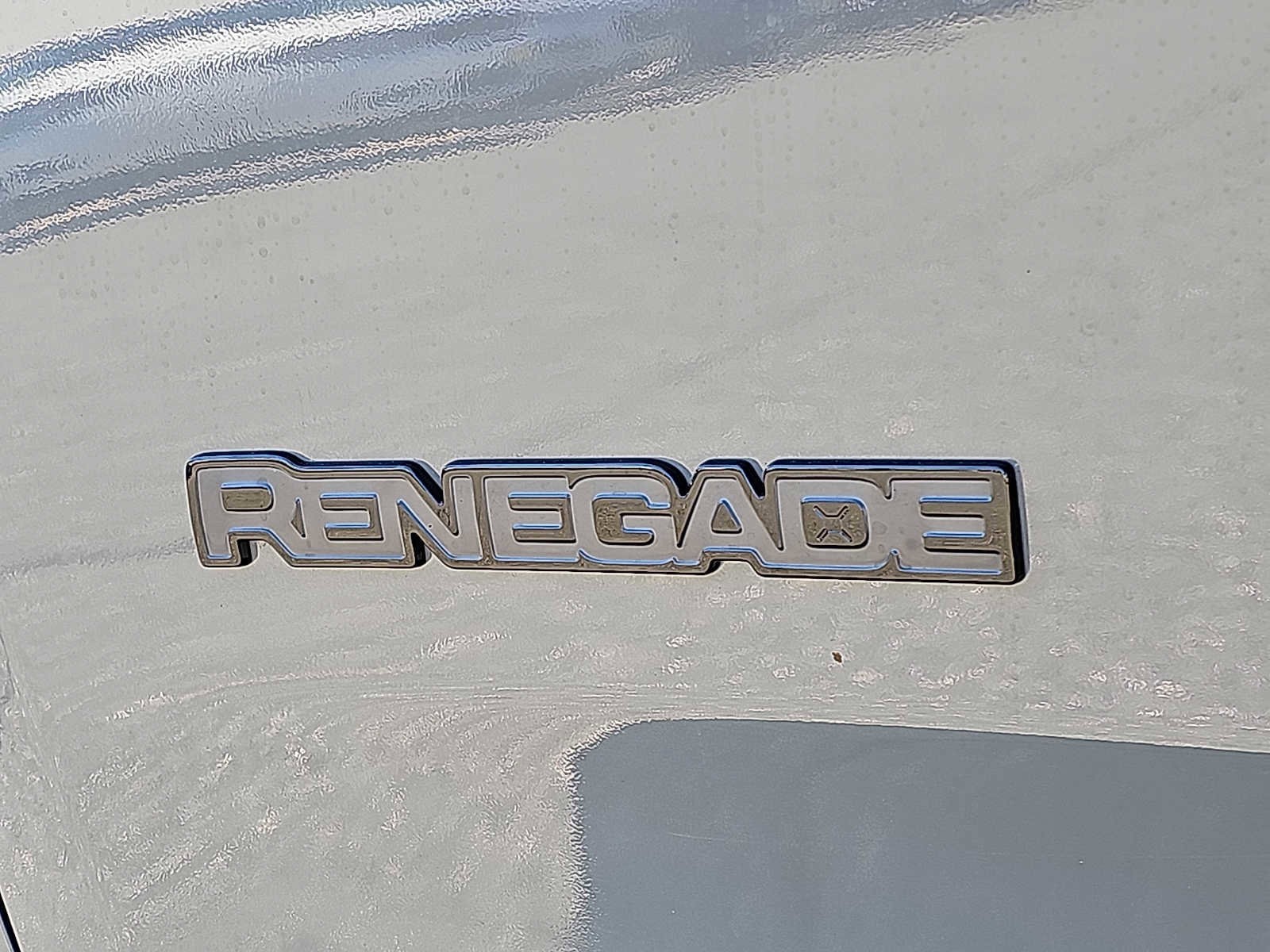 Used 2023 Jeep Renegade Latitude w/ Sun/Sound Group AWD/4WD image 31