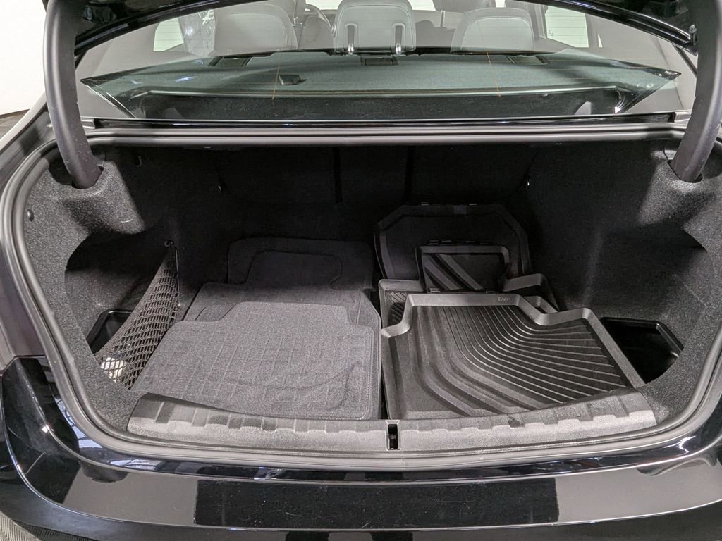 Used 2025 BMW 330i xDrive Sedan w/ M Sport Package image 42