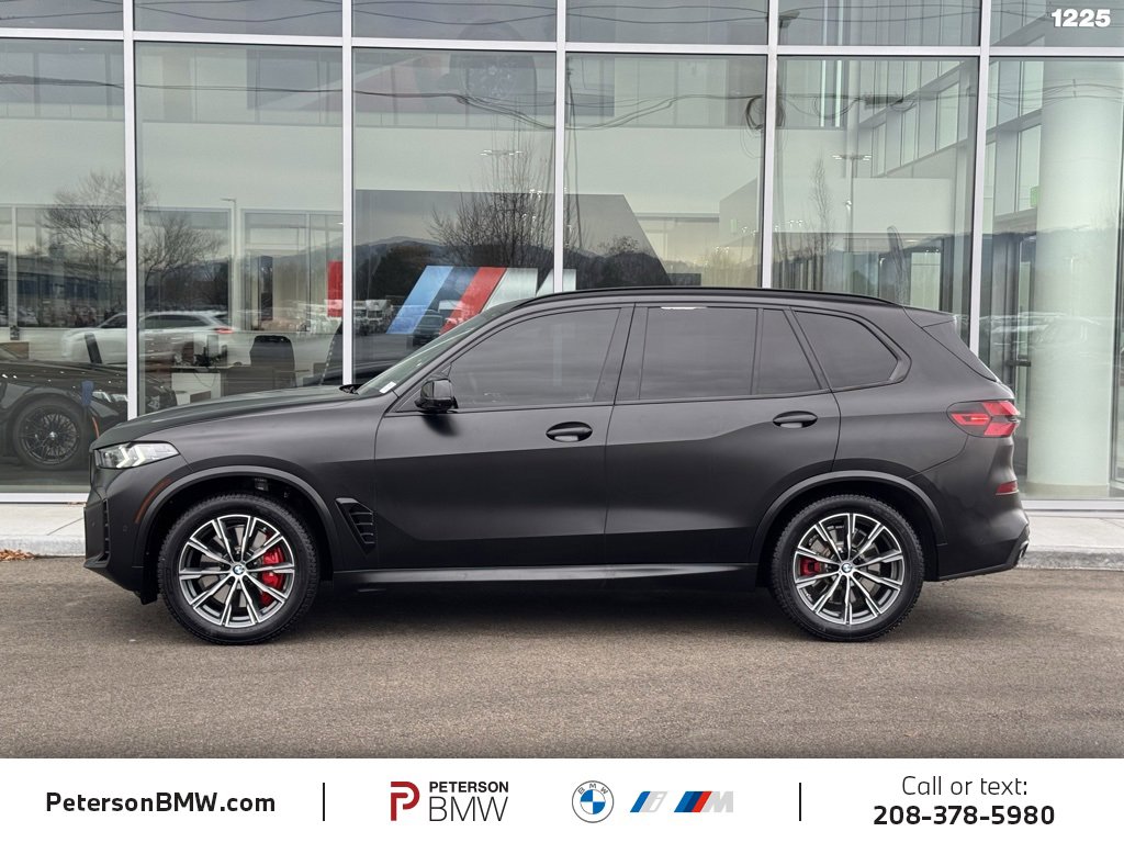 Used 2025 BMW X5 M60i image 3