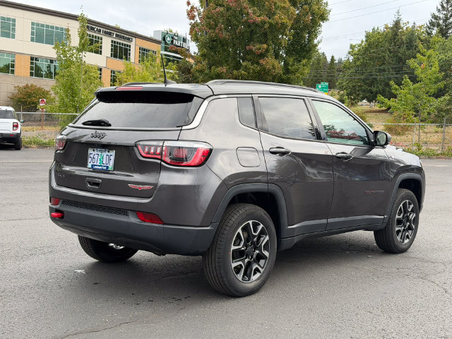 Used 2019 Jeep Compass Trailhawk AWD/4WD image 4