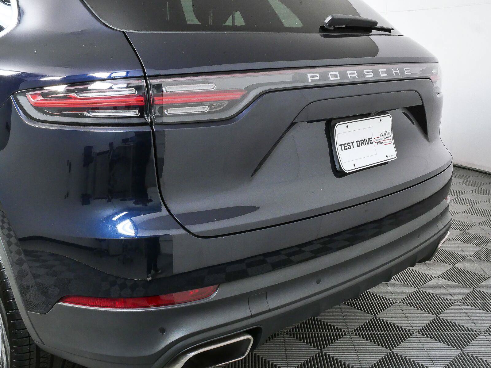 Certified 2021 Porsche Cayenne AWD/4WD image 38