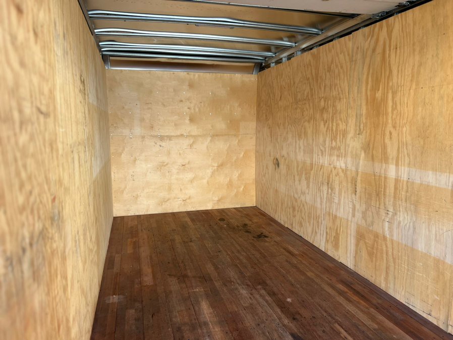 Used 2024 Isuzu NPR image 22