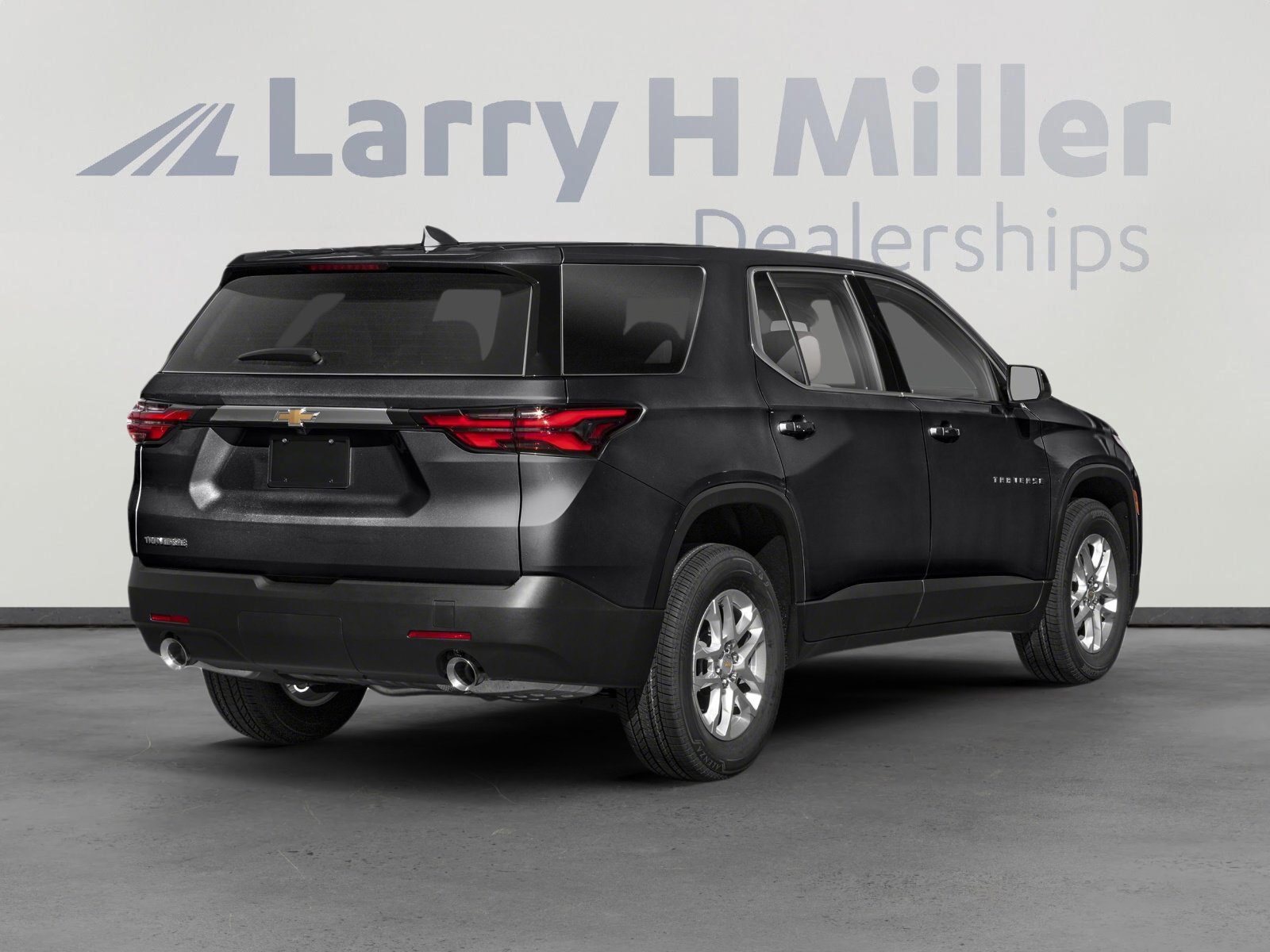 Used 2023 Chevrolet Traverse LT w/ LPO, Floor Liner Package image 2