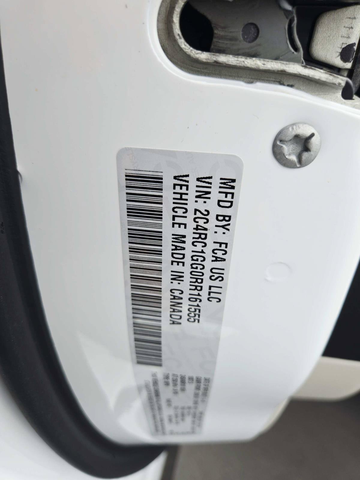Used 2024 Chrysler Pacifica Limited FWD image 42